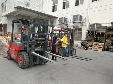 廈工叉車忠實(shí)的老客戶！感謝一路支持